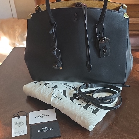 Coach 🖤 1941 Cooper Carryall in black Leather Tote, Includes Dustbag And Tags! - Picture 1 of 17